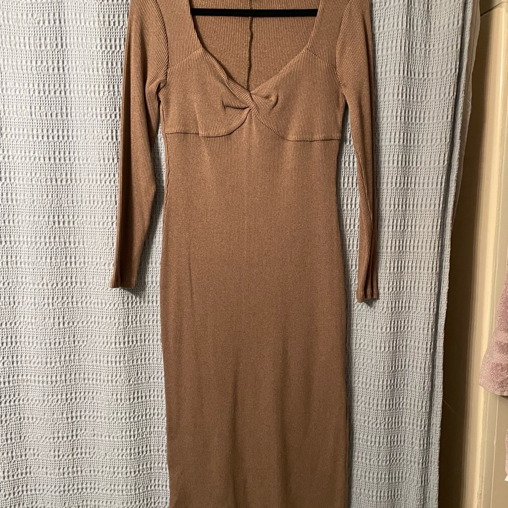 Old Navy Tan Long Sleeve Dress